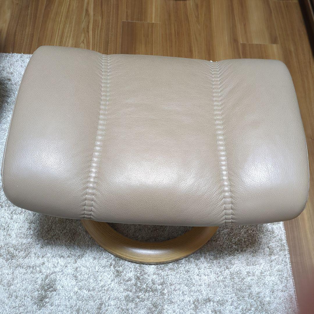 EKORNES ベージュ レザー スツール