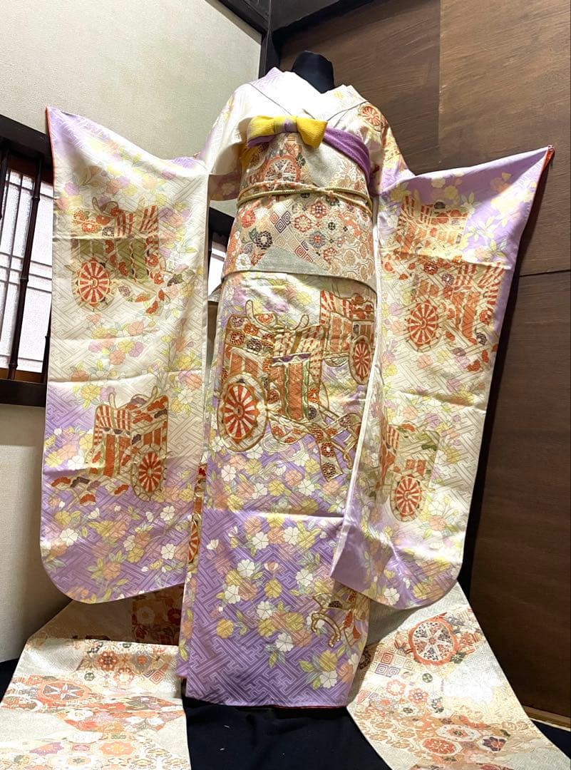 振袖フルセット6点サイズM〜Ｌ駒刺繍　御所車花文　暈し染め　金彩　正絹