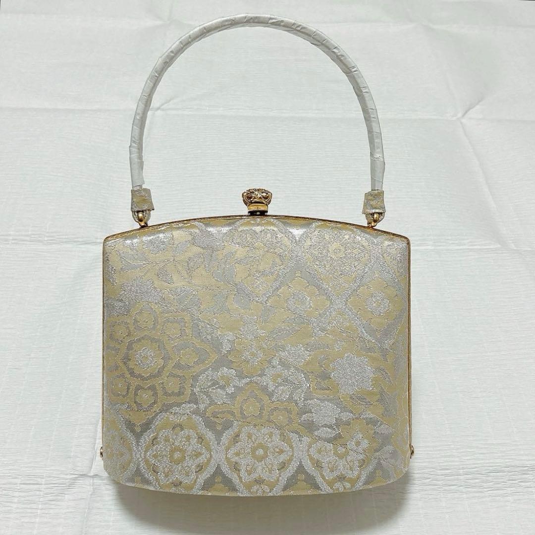 神田胡蝶　和装バッグ　草履　セット　フォーマル　金銀　礼装　未使用品