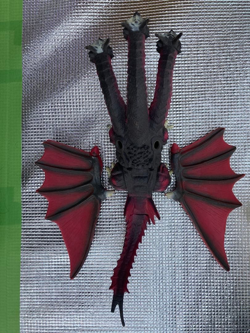 三頭龍 フィギュア 黒と赤 約30cm