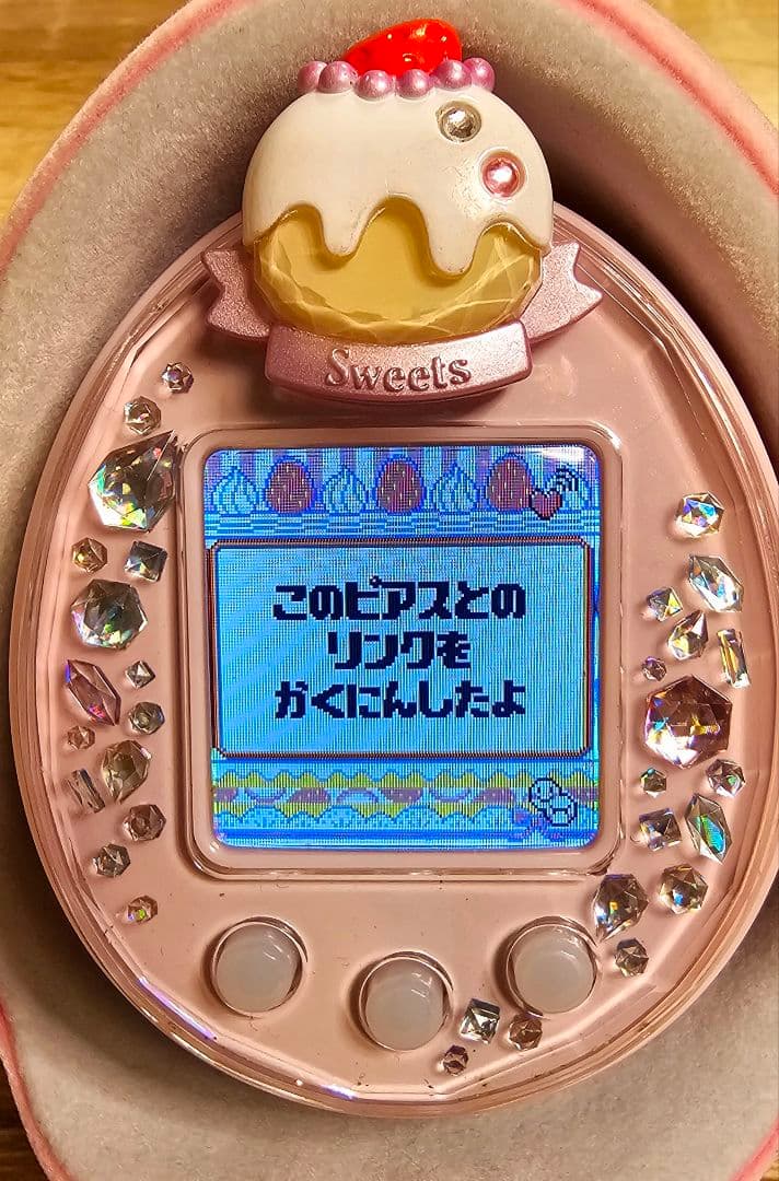 ☆たまごっちピース　P's　たまデコピアス・ベリースイーツ☆おまけ付き