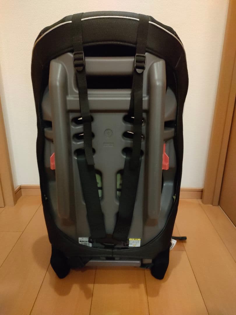 コンビ ジュニアシート ジョイトリップ エッグショック GC エアーブラック