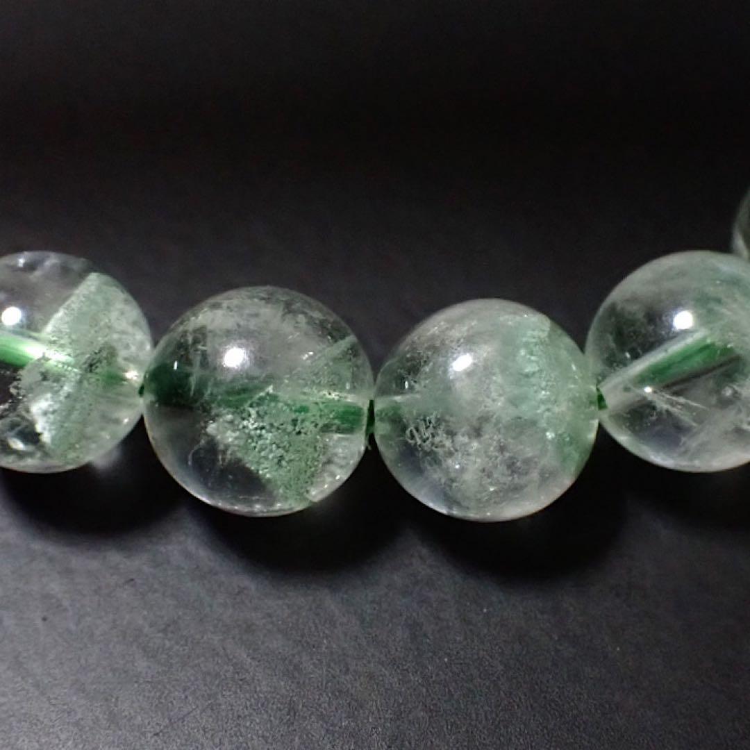 【マダガスカル産】フックサイトインクォーツ(グリーンファントム)