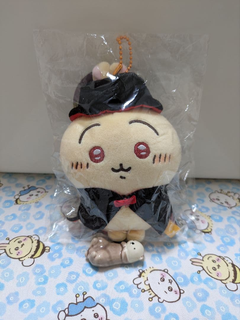 ちいかわ　ぬいぐるみ　うさぎ　ハロウィン　吸血鬼　仮装しちゃう　マスコット　②
