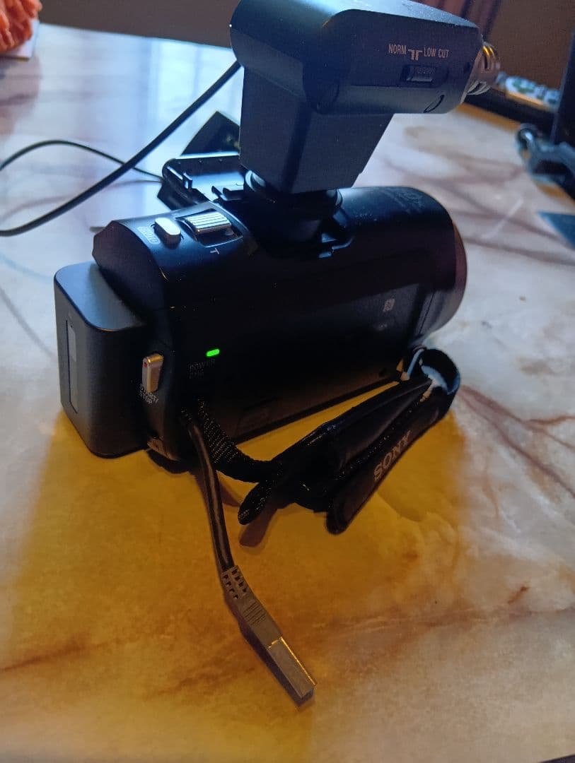 ジャンク　SONY HDR-CX670 ビデオカメラ 本体　外部マイク付き