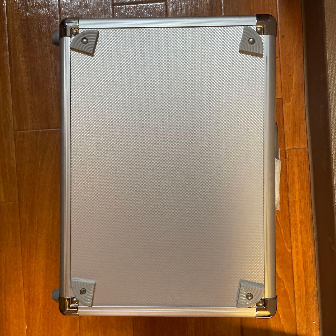 トランペット/コルネット/ホルン 54本収納 アルミ製マウスピースケース