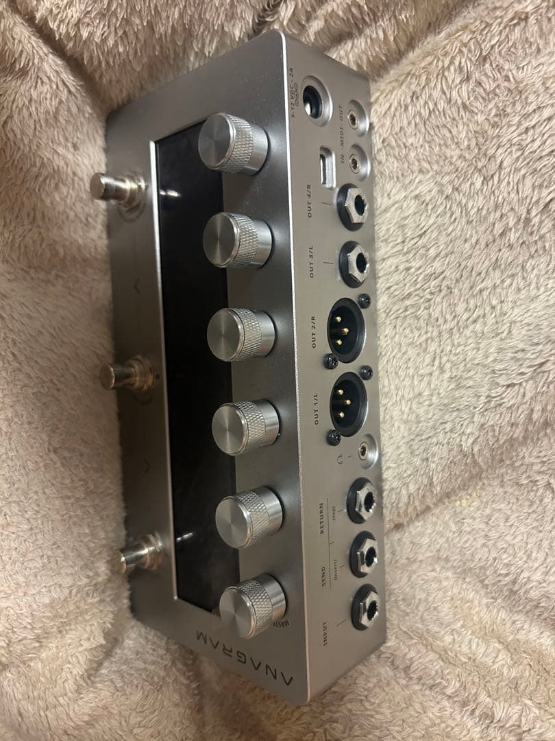 Darkglass ANAGRAM ベースマルチエフェクター