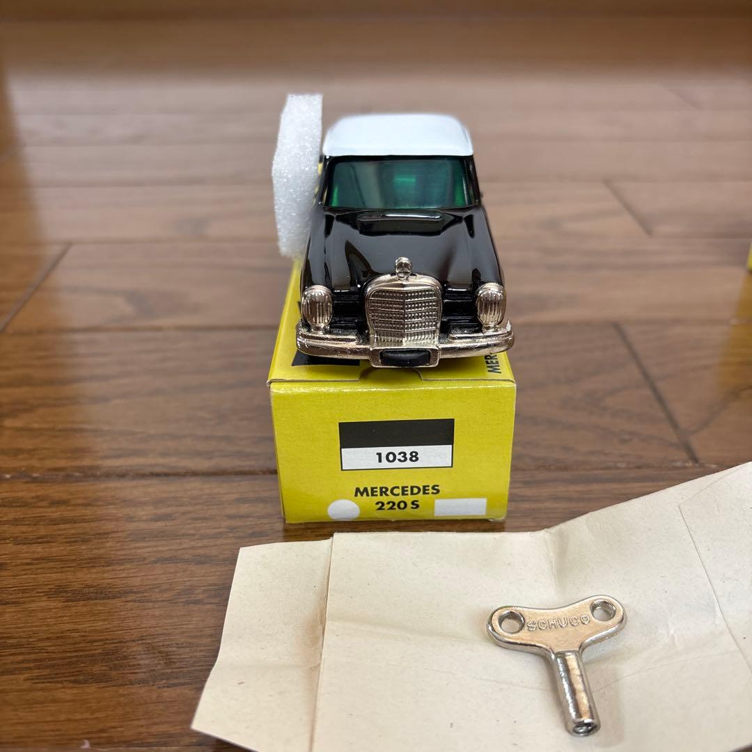 Schuco メルセデス 220S マイクロレーサー