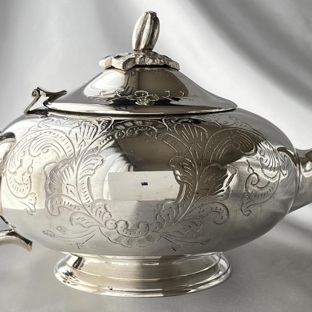 【英国】 ビクトリアンのティーセット 3点【シルバープレート】ティーポット