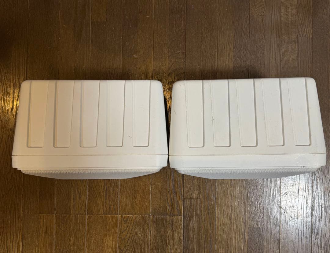 BOSE 101MMW ホワイト　①