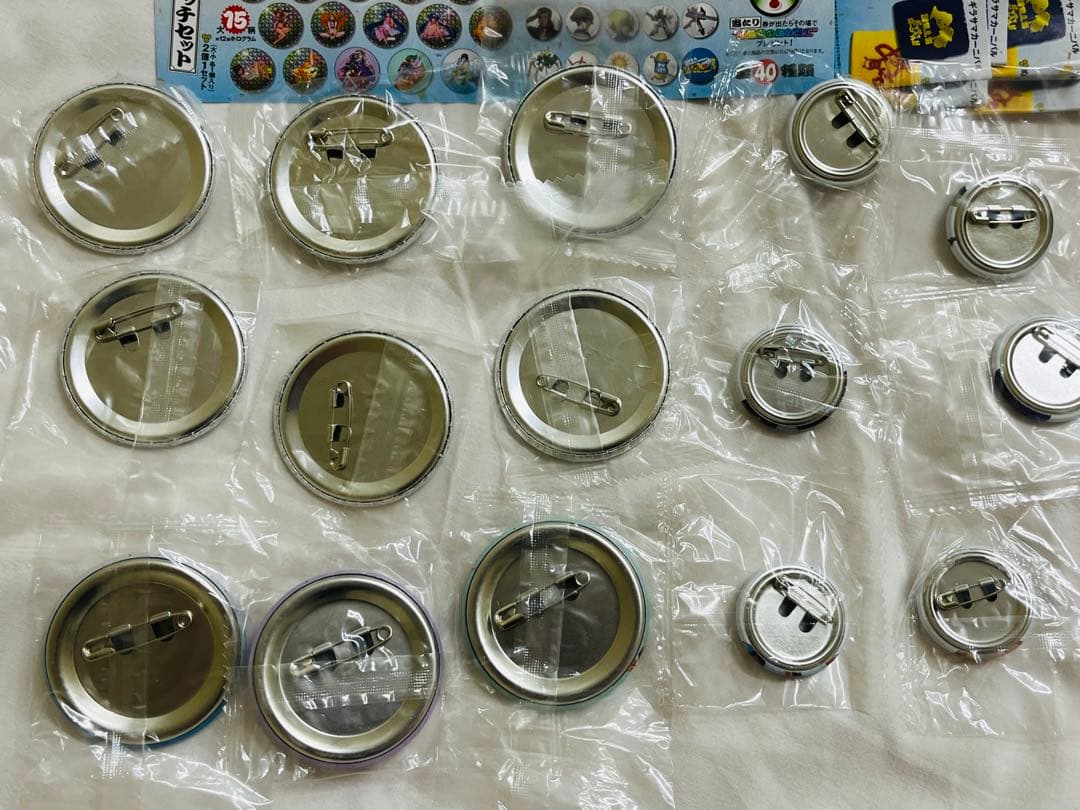 マクロスF ギラサマ ワクワク弾 缶バッジ 16種 シェリル ランカ アルト