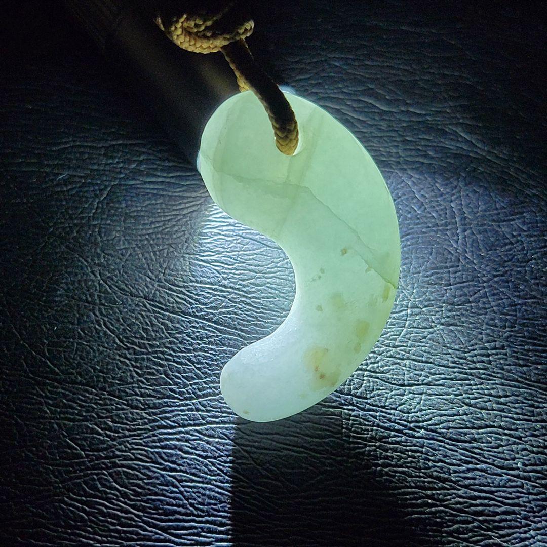 糸魚川翡翠:勾玉　MT0017