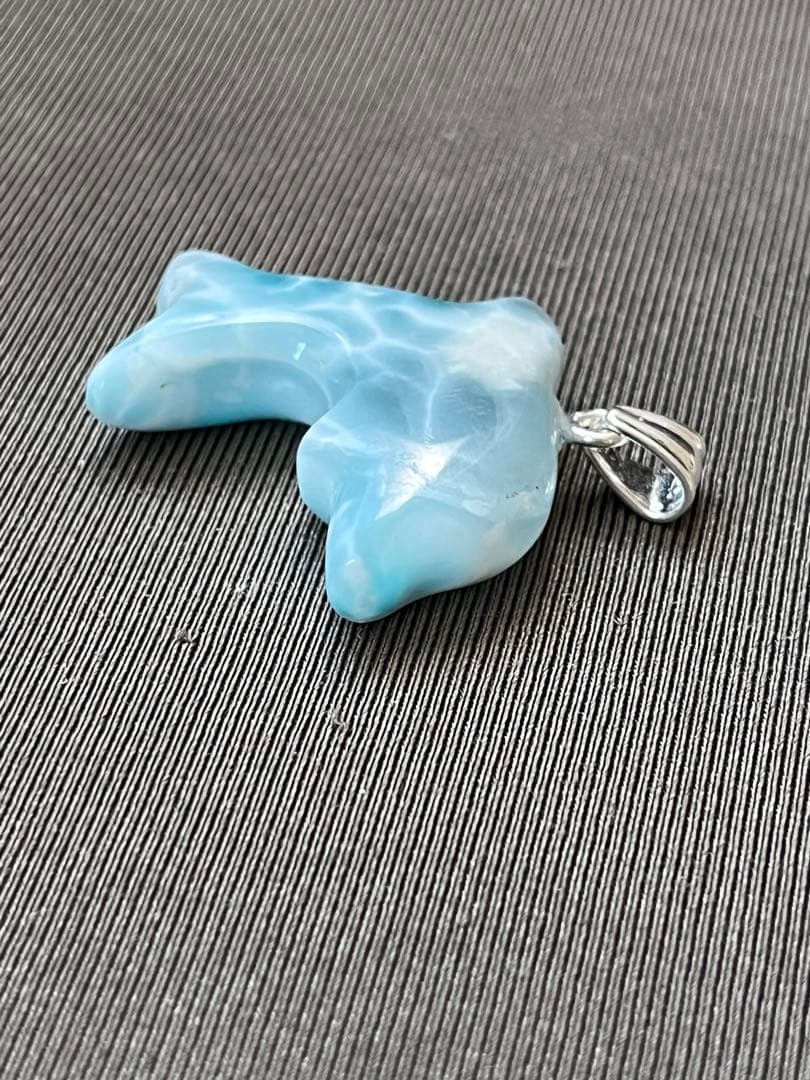 天然石☆高品質！ラリマーイルカ型☆濃いブルー＆ラリマーらしい模様＆形が美しい！