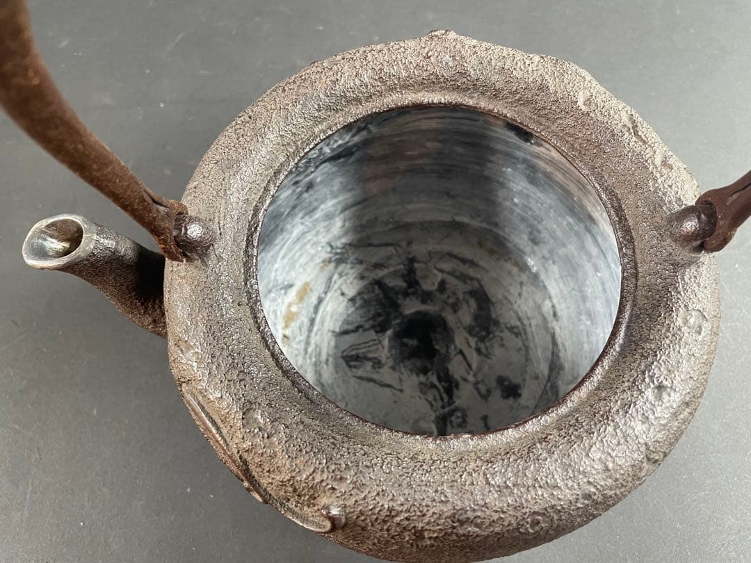 18 釜師 庄司光洞 銀粒 象嵌 雨龍 銀口 鉄瓶 共箱 茶道具