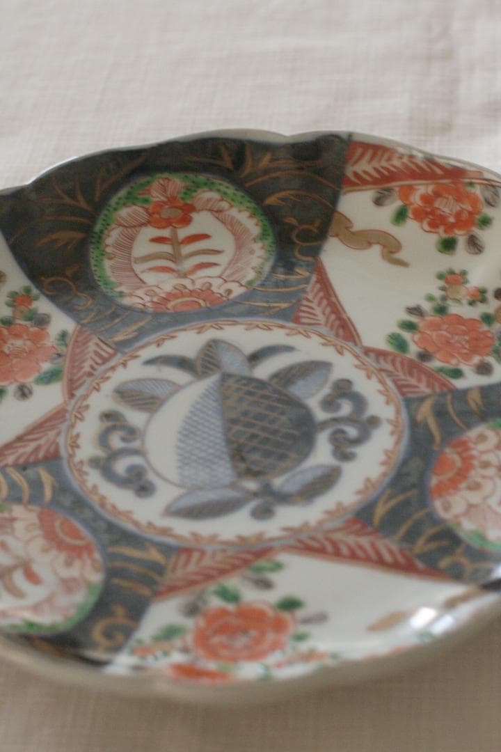 【古いものです】アンティーク　レトロ　器　食器　皿　骨董　色絵　大皿　中皿　小皿