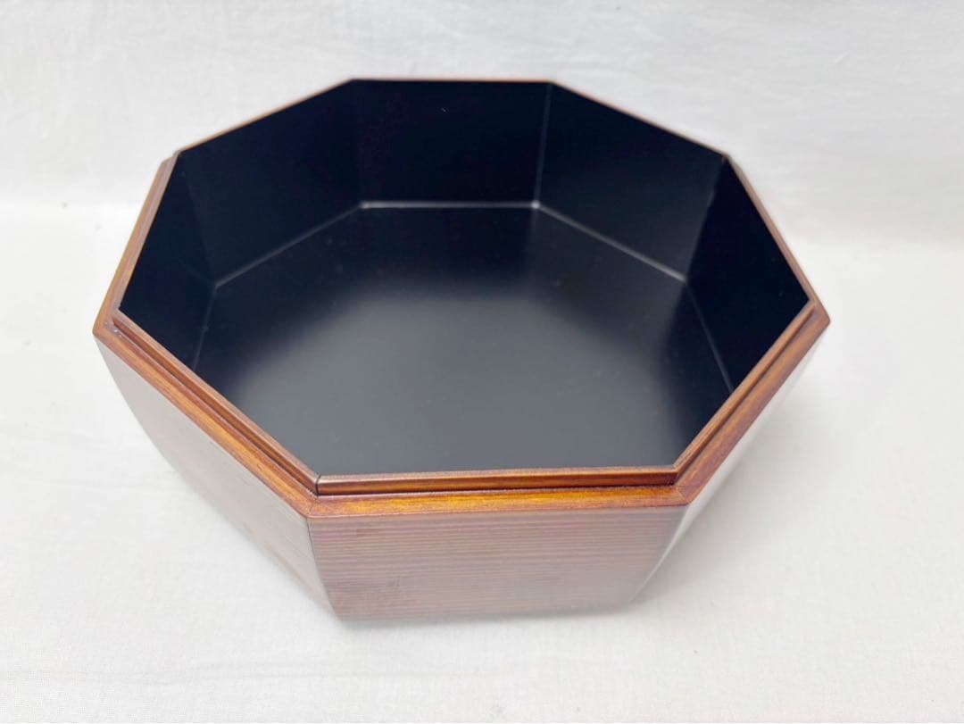 茶道具 上杉満樹作 木製 松摺漆八角喰篭 見返し唐松蒔絵 共箱