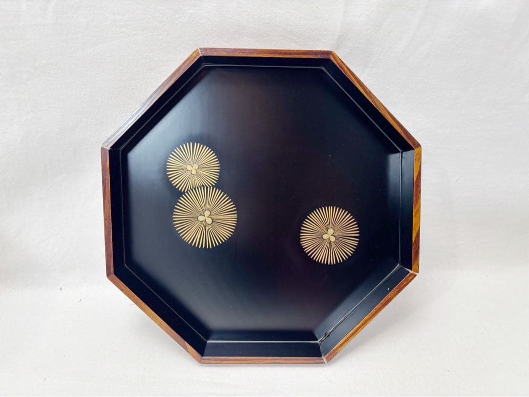 茶道具 上杉満樹作 木製 松摺漆八角喰篭 見返し唐松蒔絵 共箱