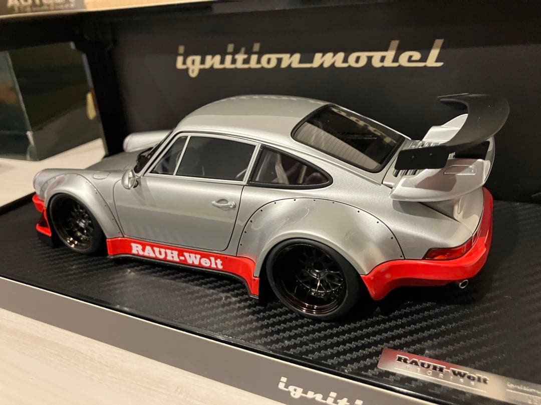 美品　1/18 IGモデル ポルシェ RWB 930