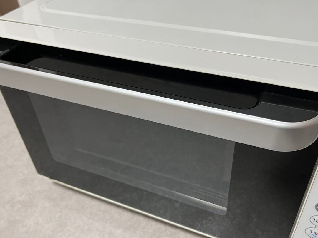 【美品】ヤマダ電機 電子レンジ YMW-S18B1 18L ホワイト