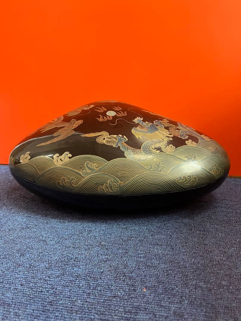 1439 蒔絵　雲龍図　貝型　蓋物　工芸品