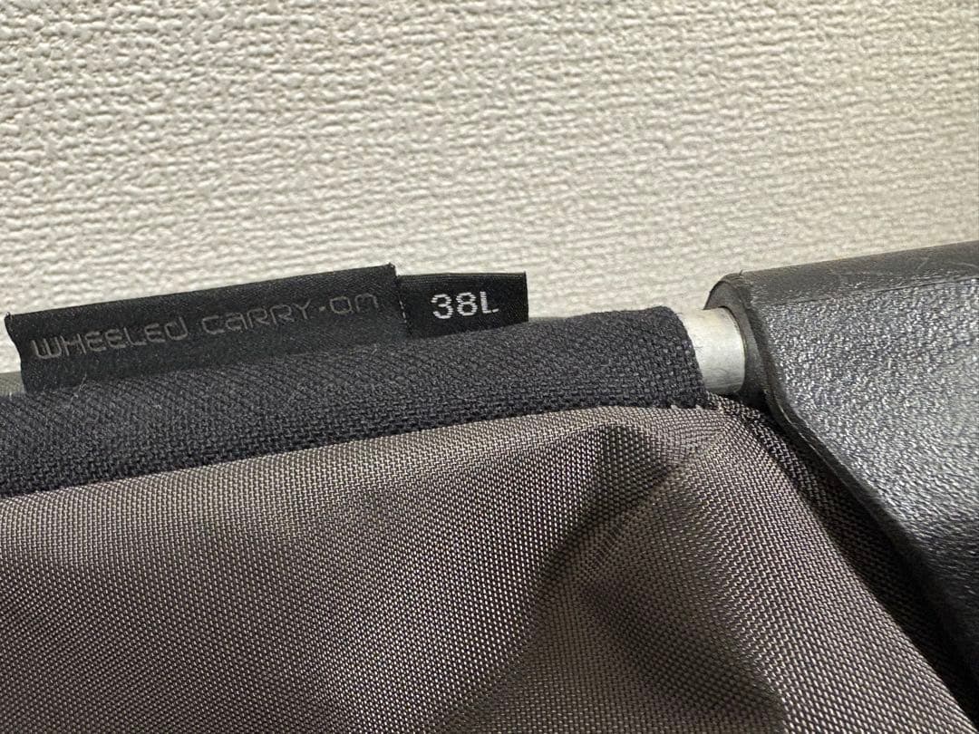 OSPLEY オスプレイ　OZONE オゾン　ローラーバック　38L 機内持込