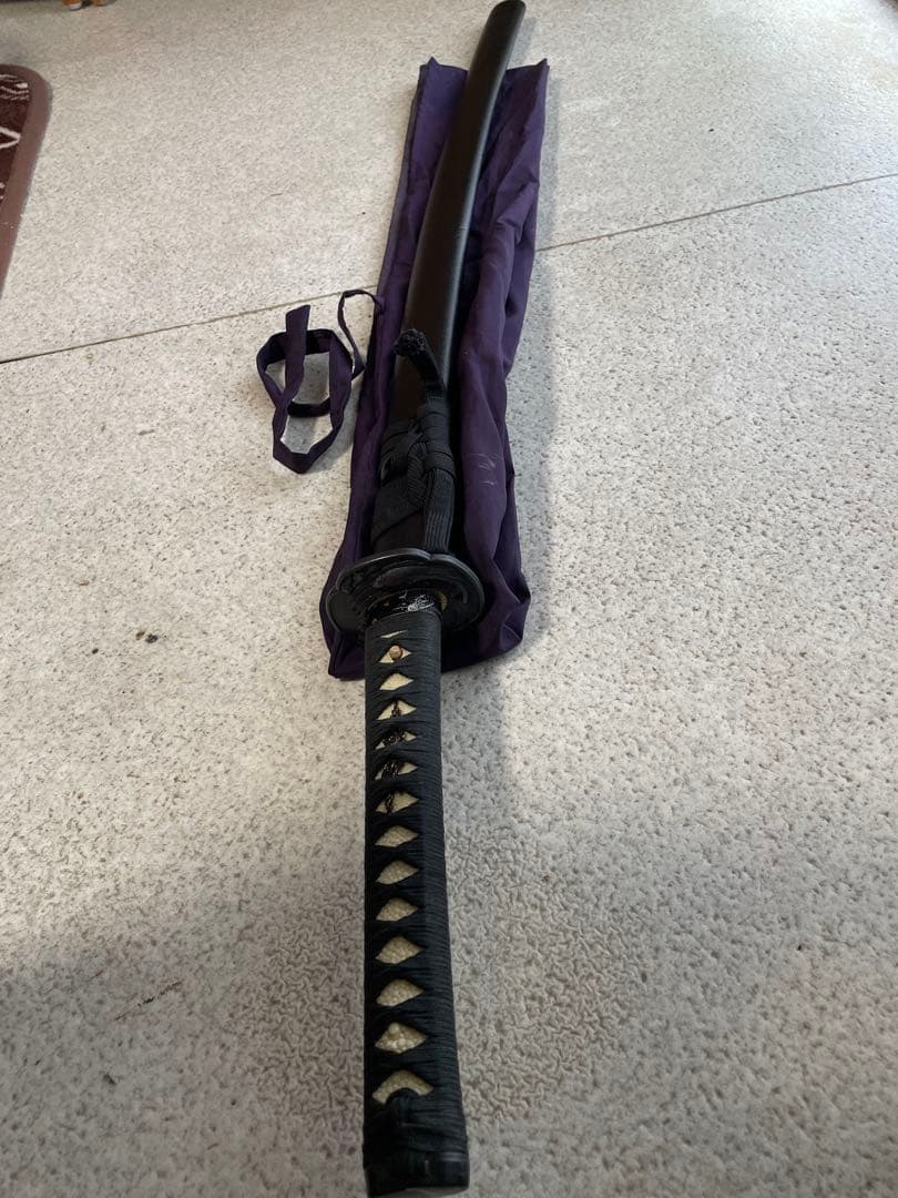 居合い練習刀 黒石目鞘 本鮫柄 美術刀 模造刀