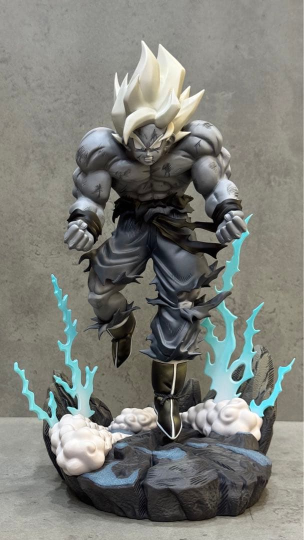 ドラゴンボール Goku namecフィギュア 約30cm 台座付き