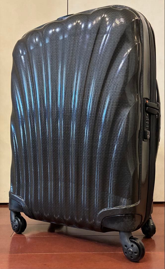 サムソナイト コスモライト 36L 黒 機内持込可