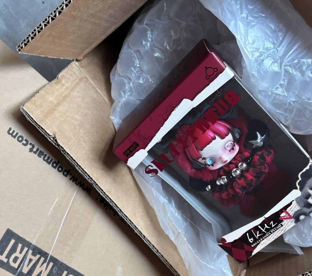 正規品!一点のみ!!6khz ヨーロッパ限定 スカルパンダぬいぐるみペンダント