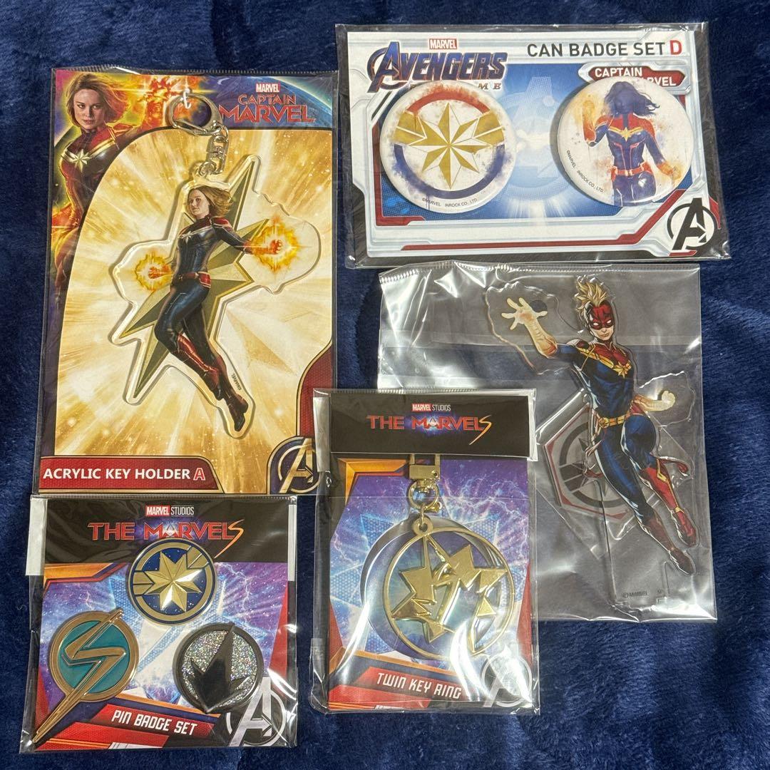 キャプテンマーベル　缶バッジ　アクリルスタンド　グッズ　キーホルダー　キャロル