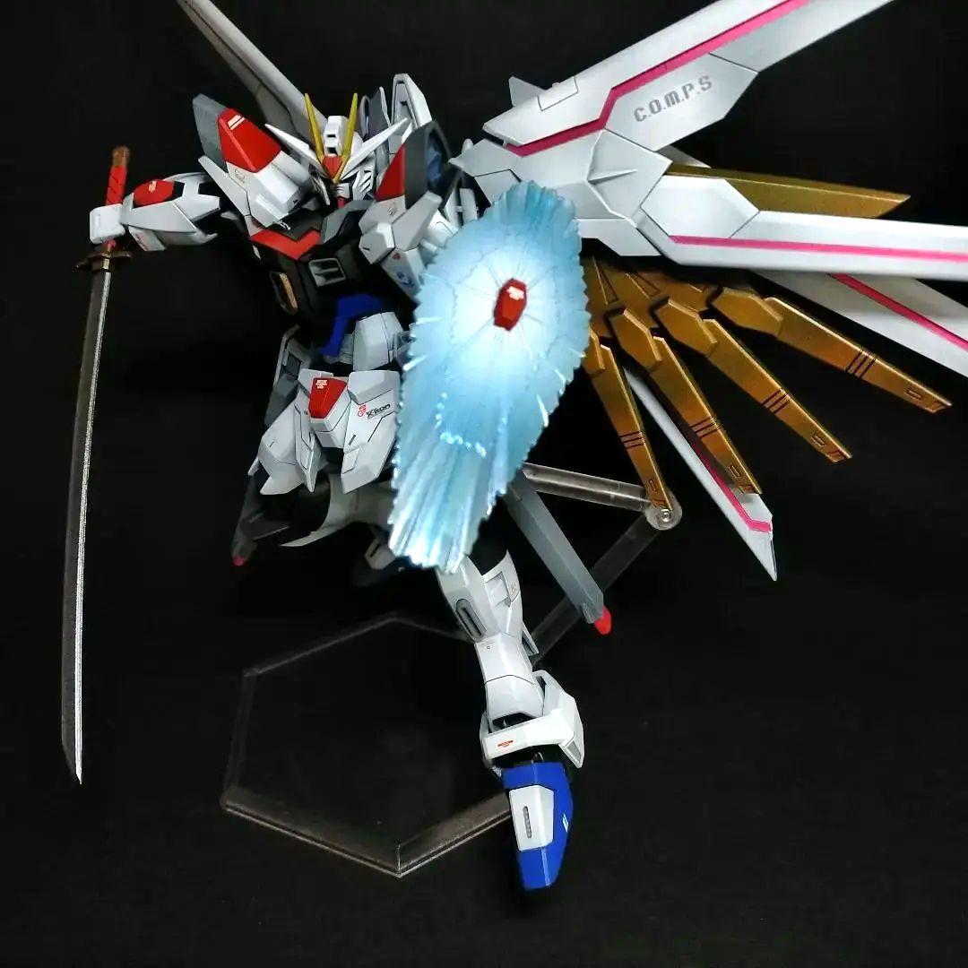 HGCE マイティーストライクフリーダムガンダム 全塗装完成品(胴体延長改修)