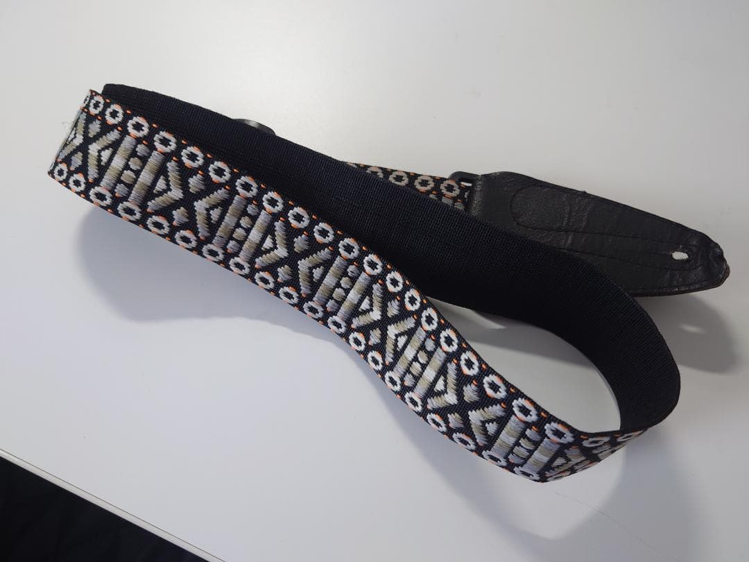 ギターTakamine EG340C エレアコ・クエレクトリック・アコ