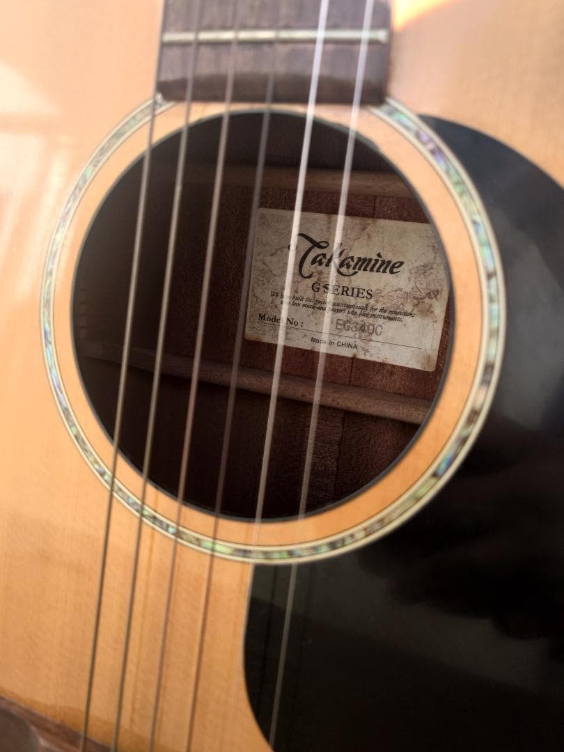 ギターTakamine EG340C エレアコ・クエレクトリック・アコ