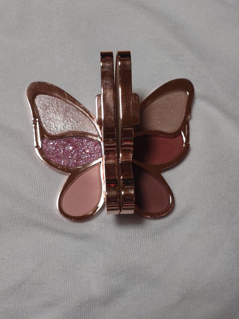 化粧品　新品未使用　大量まとめ売り　fwee，TIRTIR,etc...