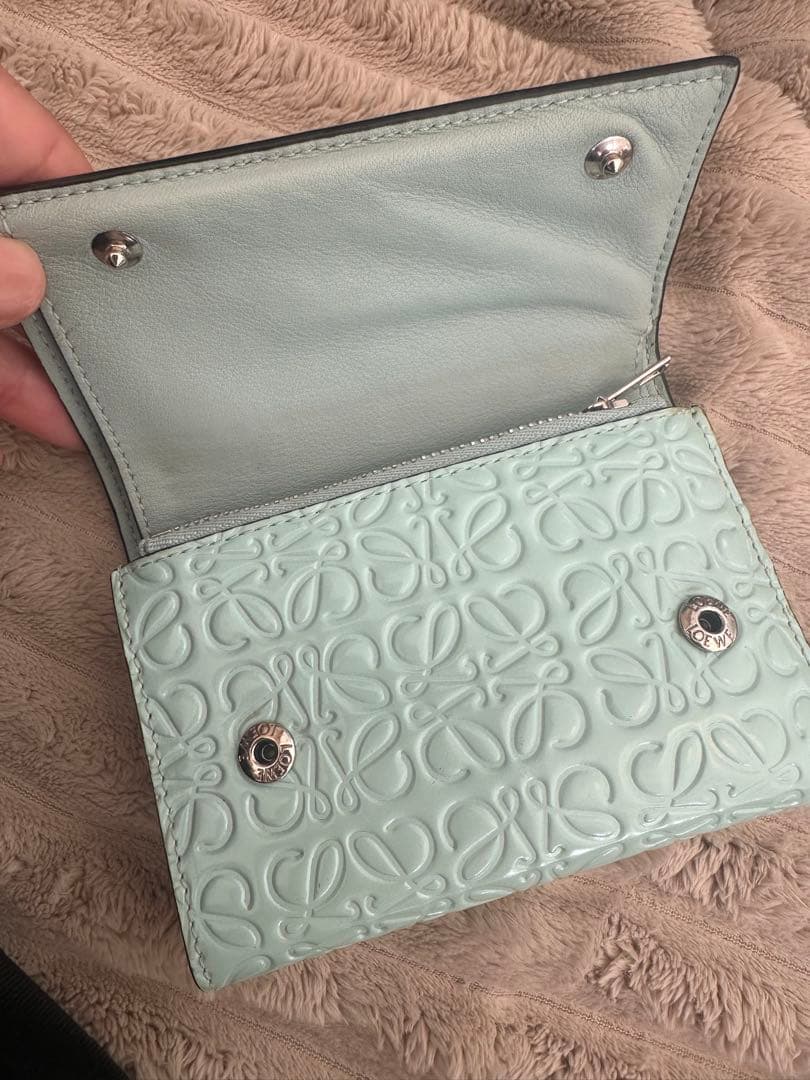 ロエベ　ミントグリーン 二つ折り財布