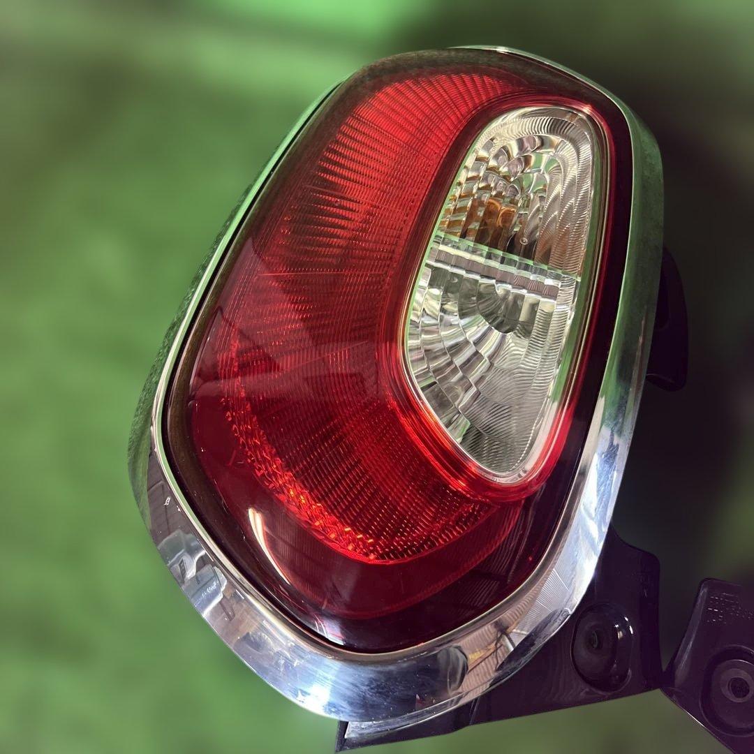 スズキ クロスビー 純正 MN71S テールライト 左右セット