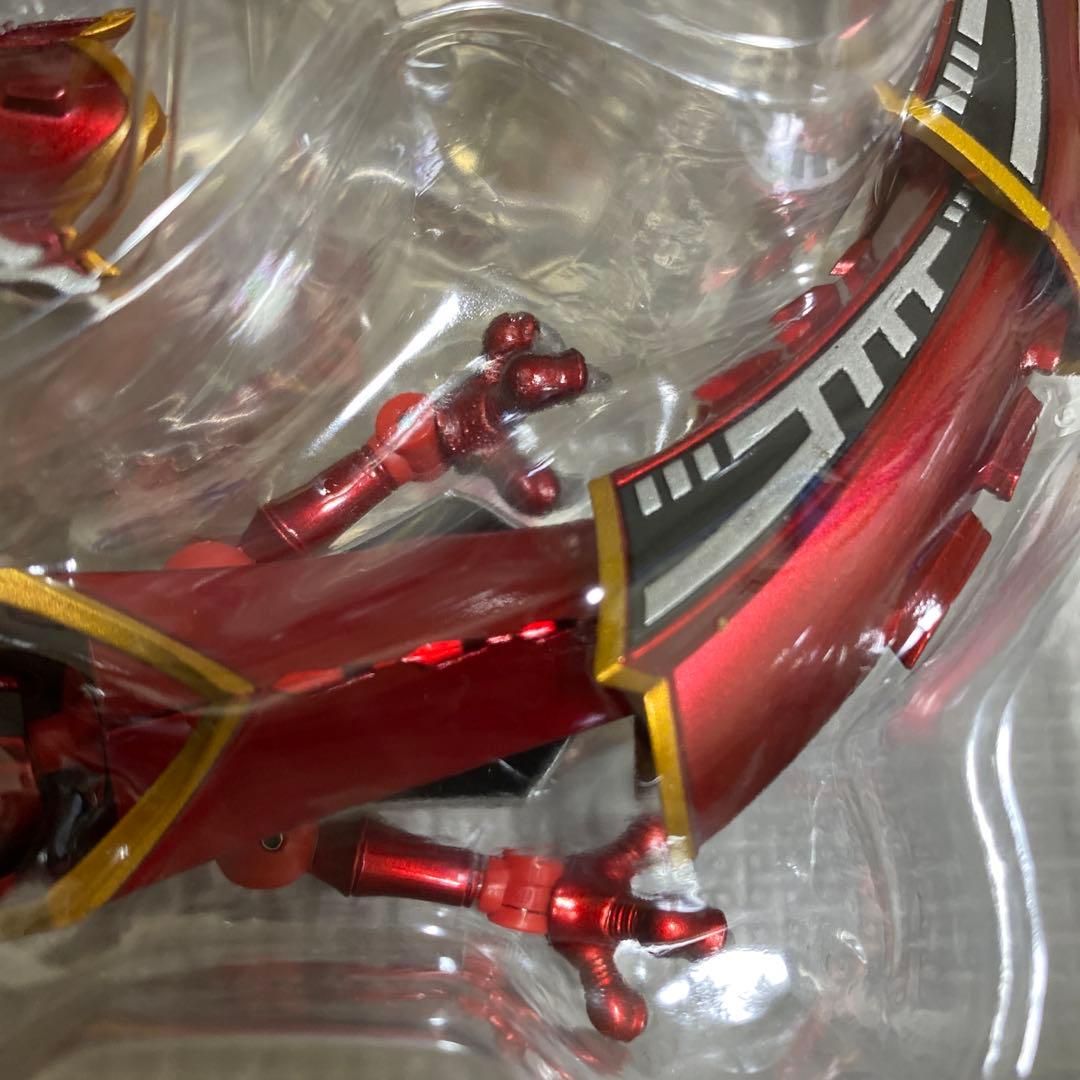 ［中身未使用］s.h.figuarts 仮面ライダー龍騎　バンダイ