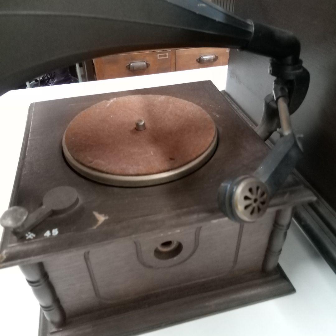 ヴィンテージ木製 蓄音機 フラワーホーンデザイン