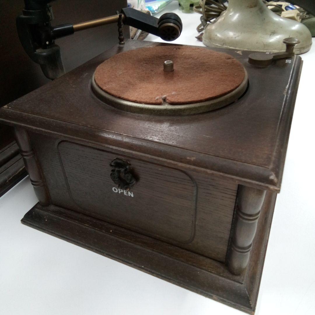 ヴィンテージ木製 蓄音機 フラワーホーンデザイン