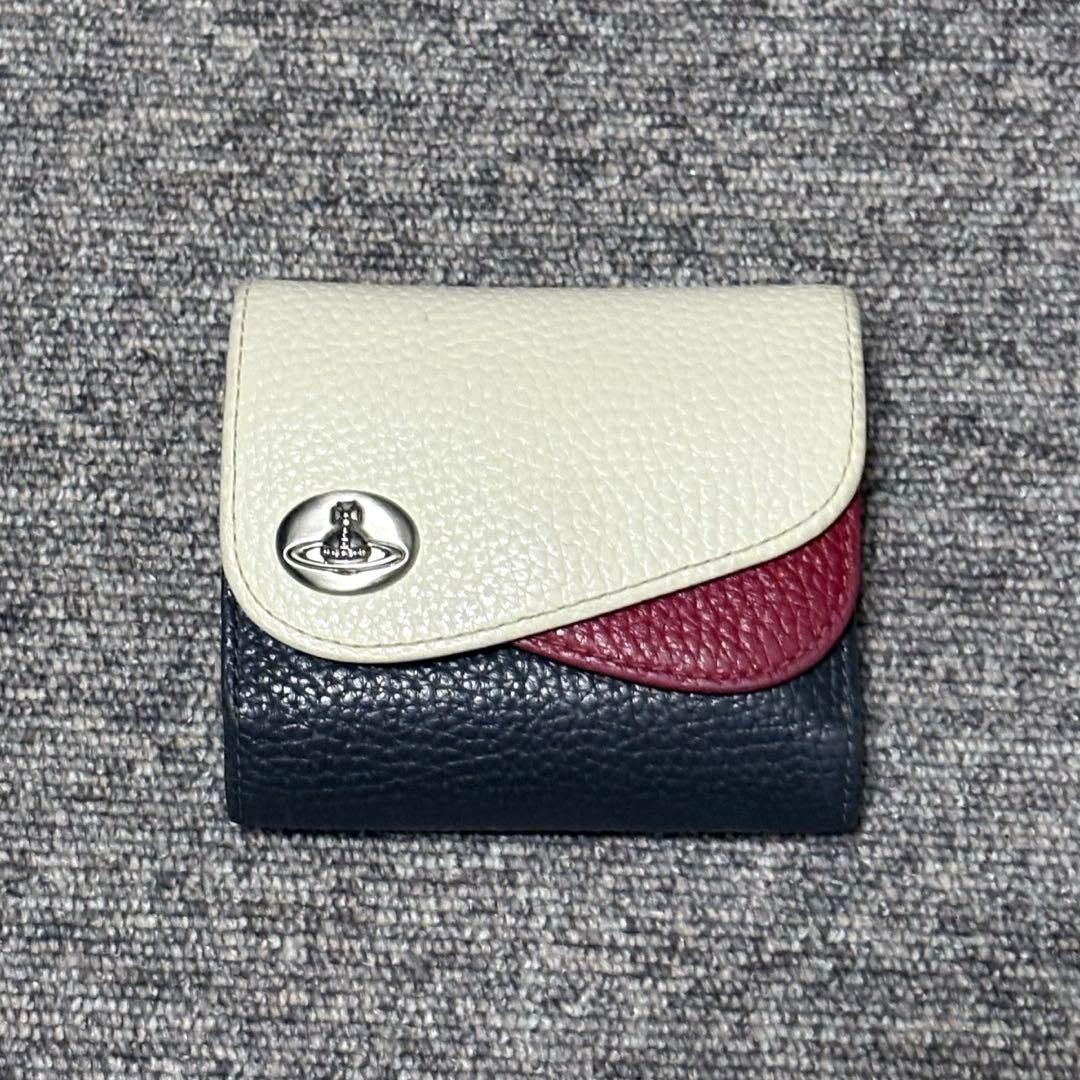 【緊急値下げ】 Vivienne Westwood ダブルフラップ二つ折り財布