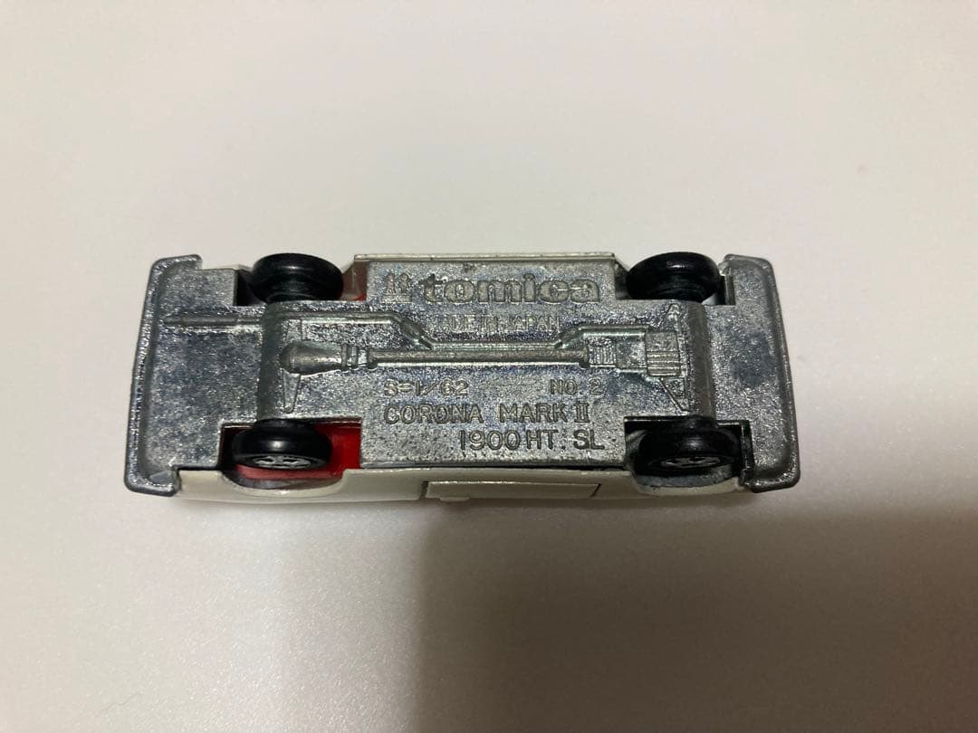トミカ　黒箱　日本製　コロナマークII 1900 HT 1Aホイール