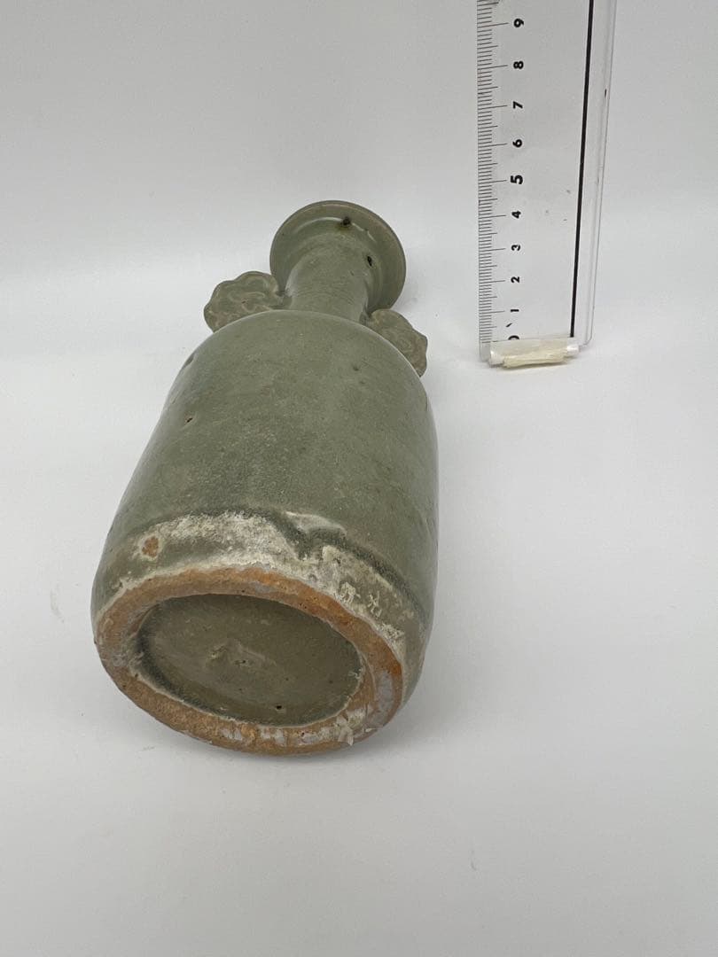 中国元代の竜泉窯瓶　骨董 古美術品　コレクション唐物　江戸　青磁アンティーク