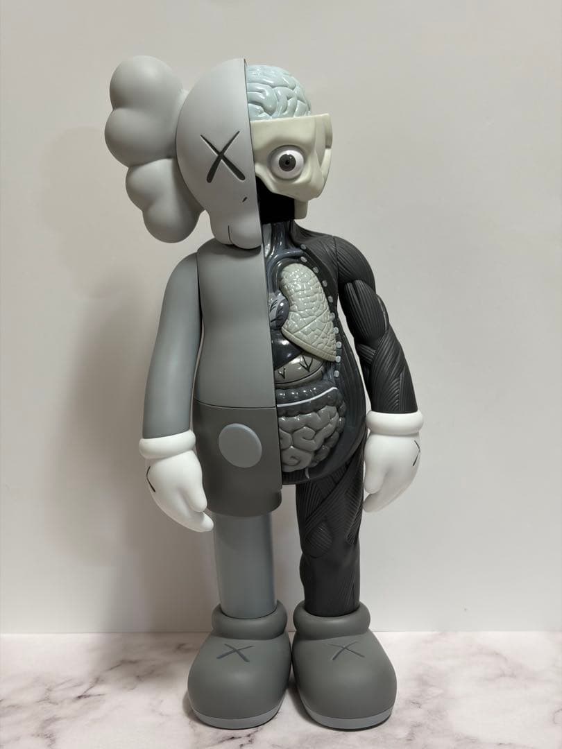 KAWS COMPANION OPEN EDITION 36㎝　人体模型