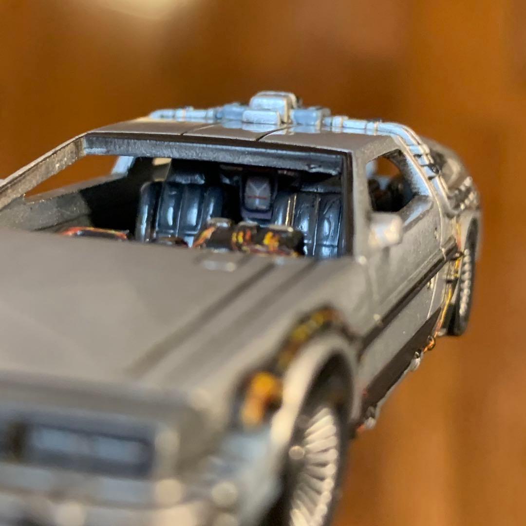 キャラウィール1/64デロリアン カスタムⅠ・Ⅱ・Ⅲ バックトゥザフューチャー