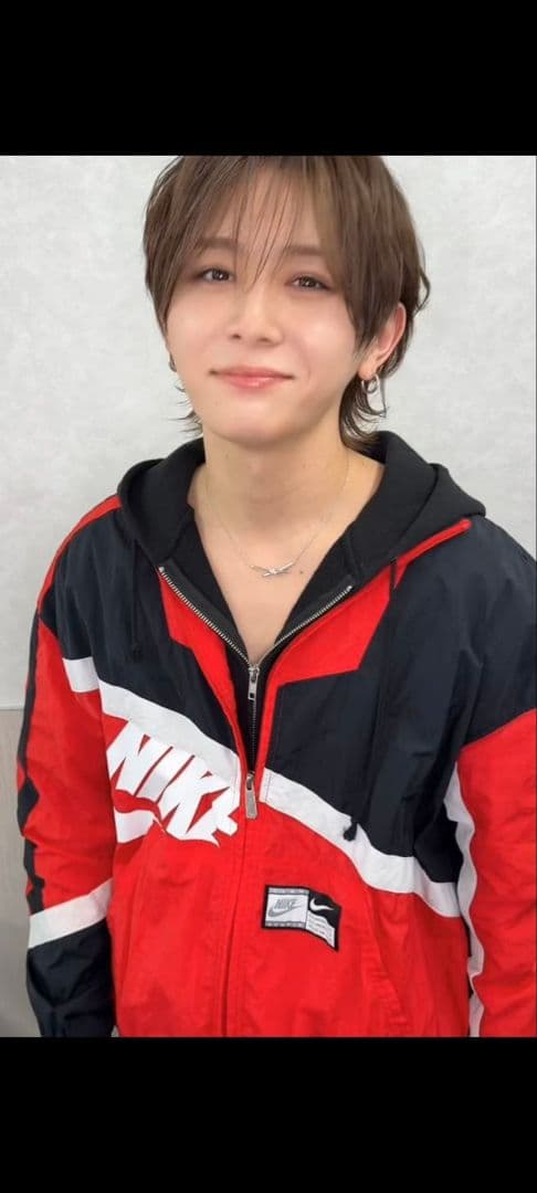 新品★NIKE★WMNS★オーバーサイズ★XS★RED★山田涼介★ABCマート