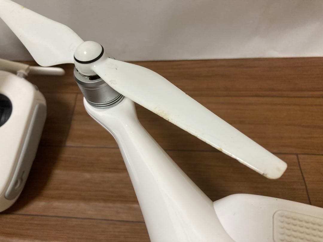 DJI Phantom4 ファントム4 ドローン