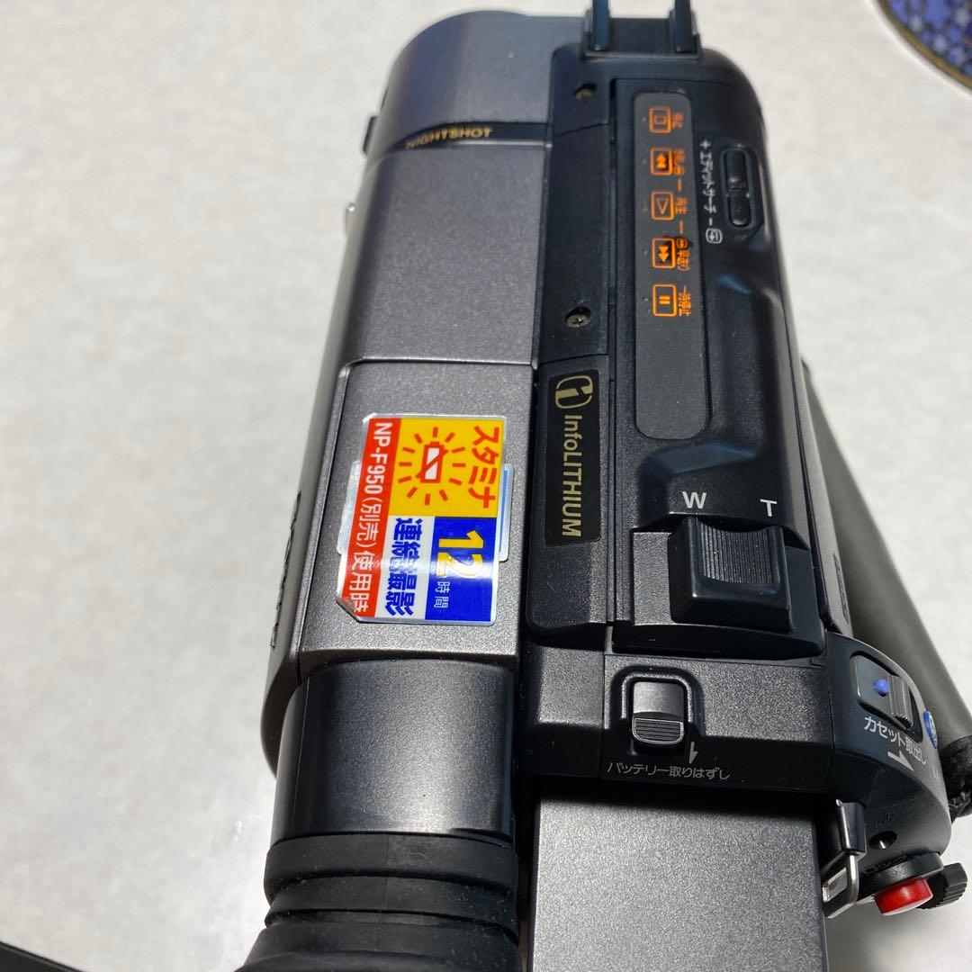 SONY HANDYCAM Video8 CCD-TR280 ②