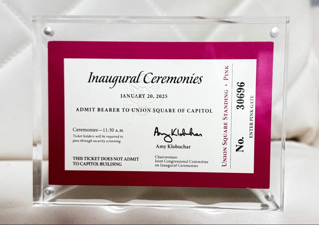 超希少2025年トランプ大統領就任式招待券(ピンク)