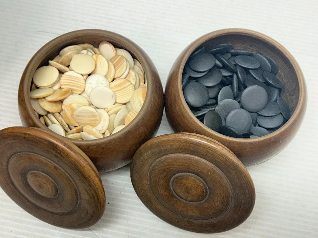 ★古い碁石【蛤・那智黒石】木箱・有名・作家物・時代物★