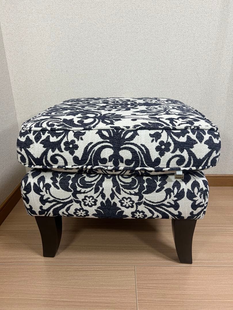 Domicil ドミシール オットマン/スツール　欧州家具　IDC 大塚家具